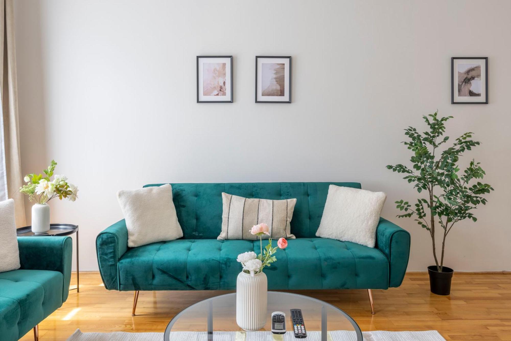 Stylish & Cozy City Center Apartment By Prestige Homes Budapest Kültér fotó