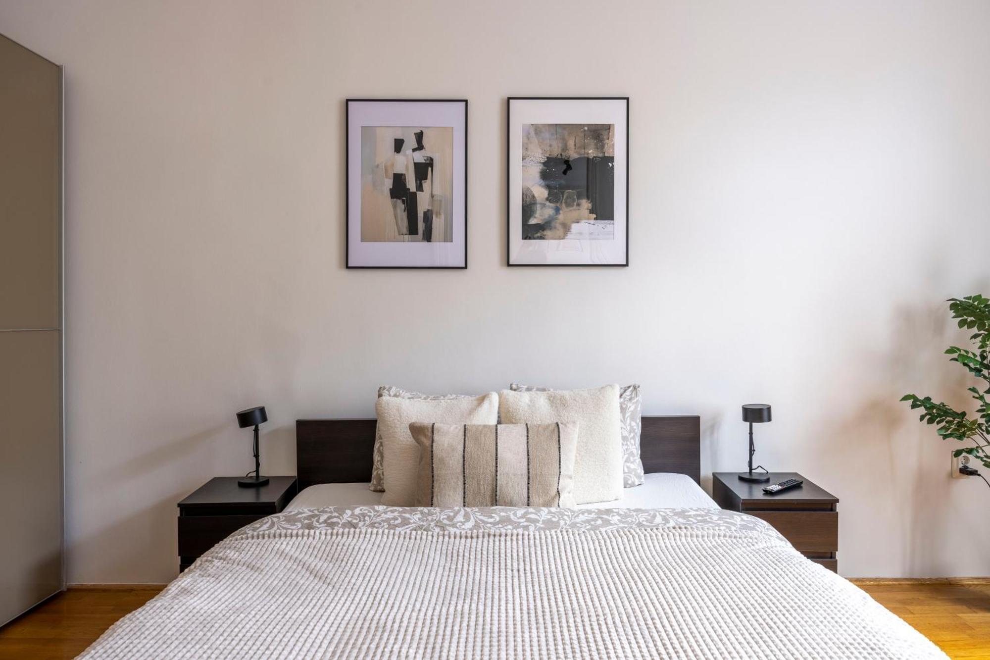 Stylish & Cozy City Center Apartment By Prestige Homes Budapest Kültér fotó
