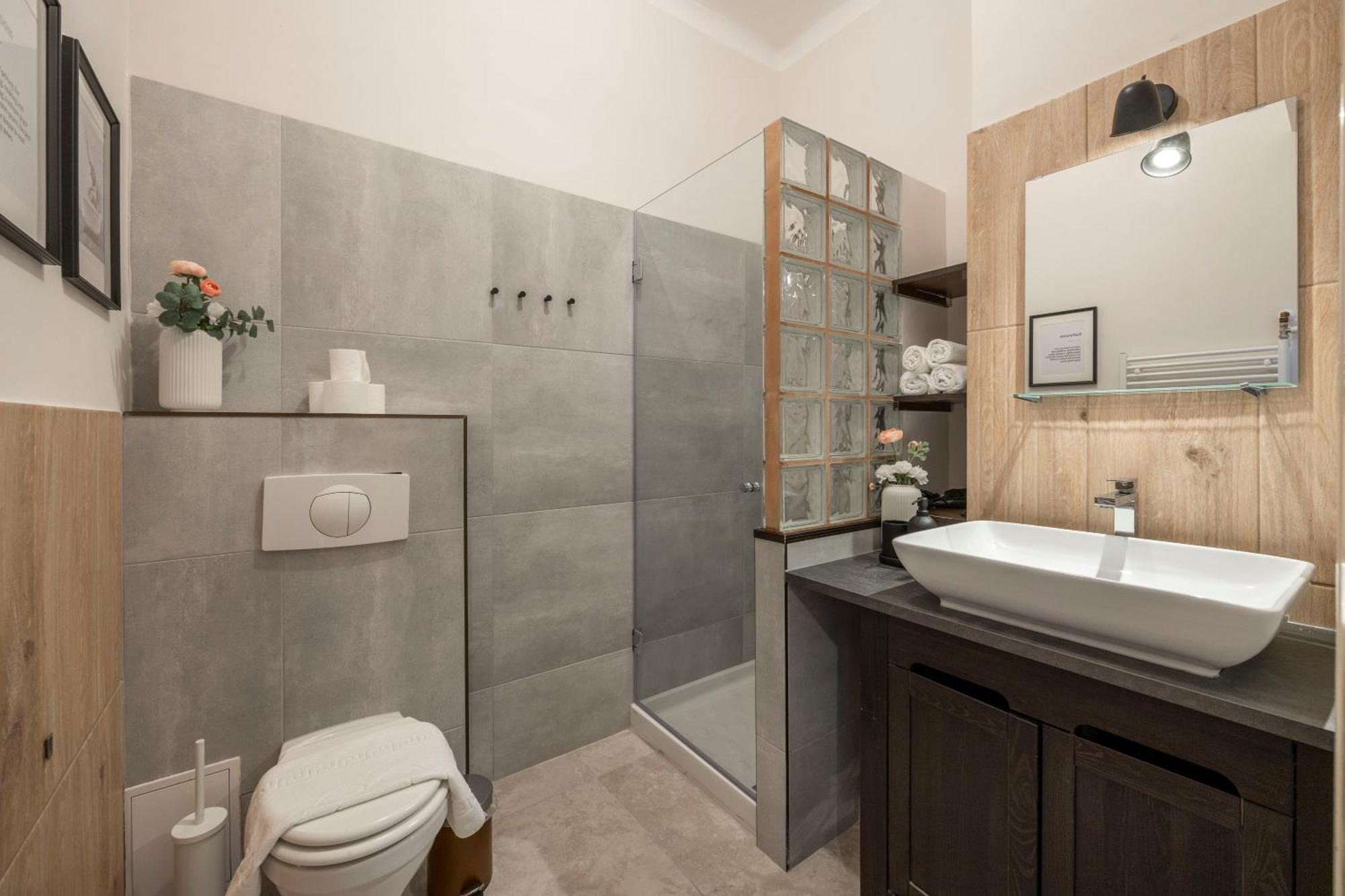 Stylish & Cozy City Center Apartment By Prestige Homes Budapest Kültér fotó